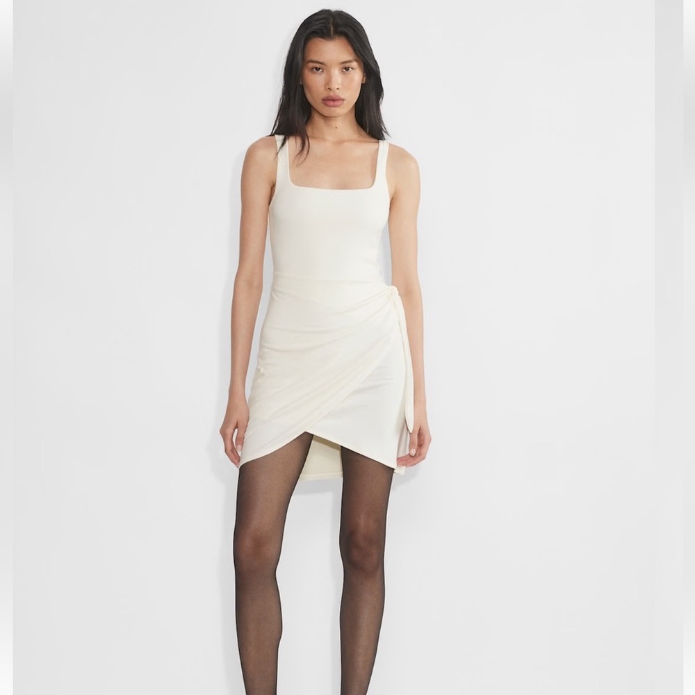 ARITZIA Saturn Mini Cream Dress Drapey mini wrap dress Wilfred Sleeveless XL NWT